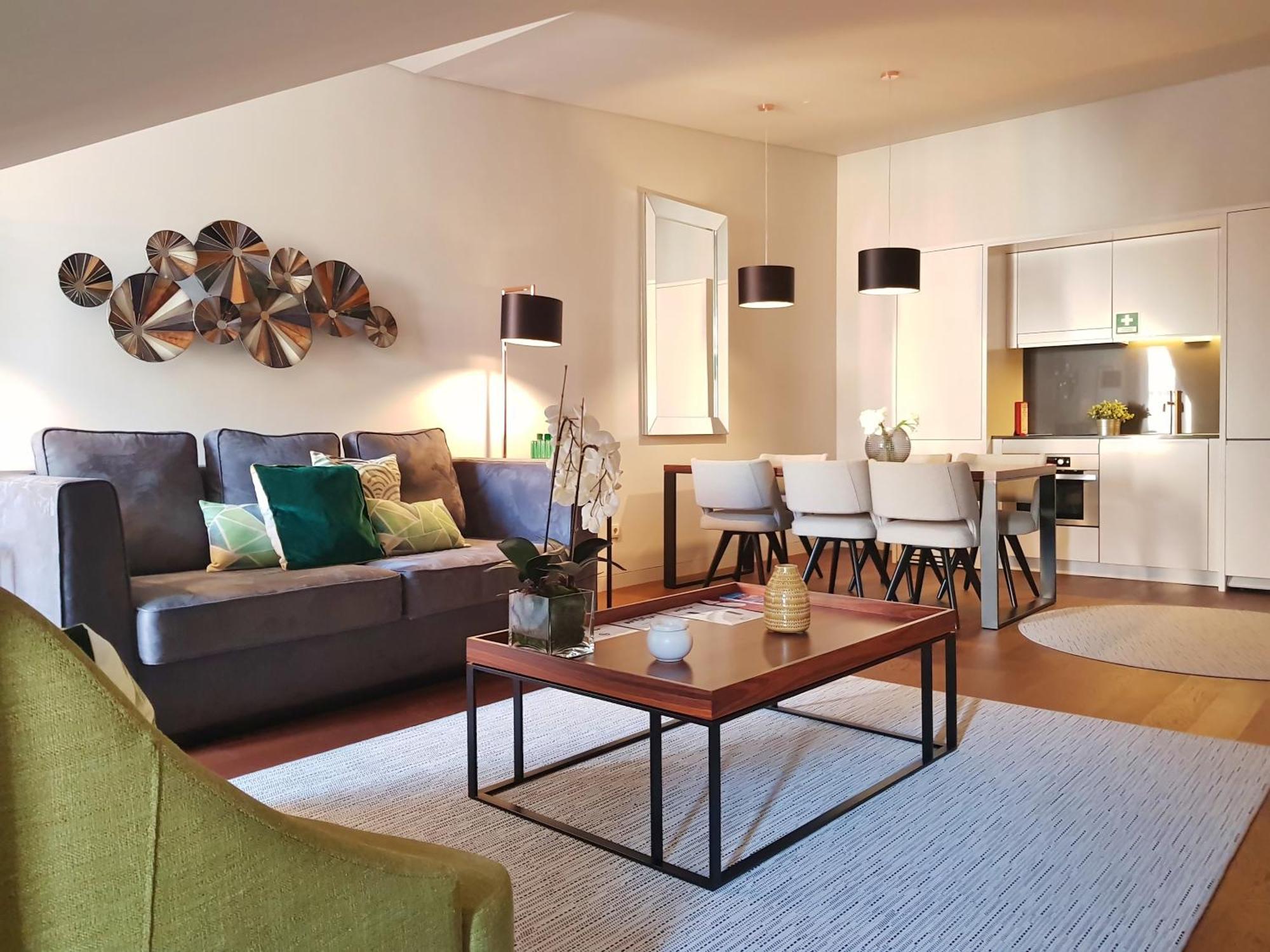Superior One-Bedroom Apartment