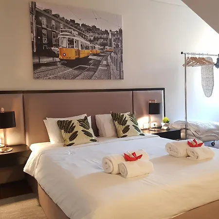 Lisbon Finestay 8 Building Apartments-2
